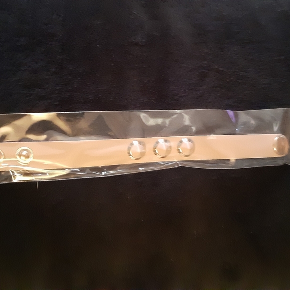 Blush & Gold Leather Spiked Bracelet - Picture 5 of 5